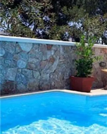 Loizos Stylish Residences